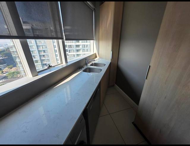3 BEDROOM PROPERTY TO RENT IN BENMORE GARDENS